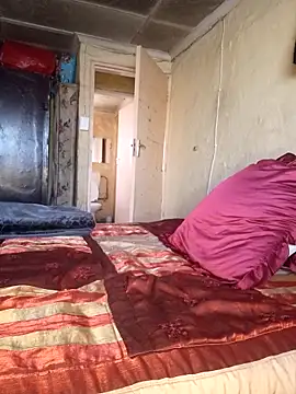 Hluga 25 online show from November 2025 04:01:01 AM