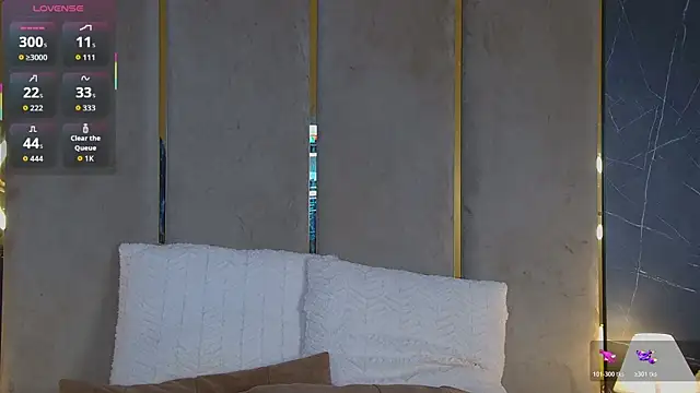 Snapshot of MadisonKroft chatting on November 2025 05:07:01 AM MadisonKroft online show from November 2025 05:07:01 AM