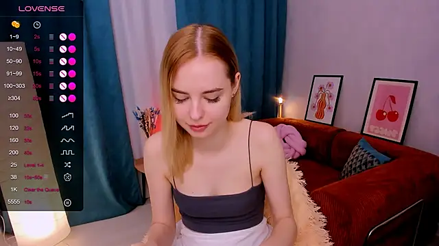 Snapshot of LillianShine chatting on May 2026 08:52:01 AM LillianShine online show from May 2026 08:52:01 AM