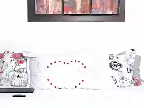 OSHYRIS online show from December 2025 01:04:02 PM