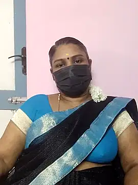 Snapshot of Tamil_Azhaghi25 chatting on October 2025 05:48:02 PM Tamil Azhaghi25 online show from October 2025 05:48:02 PM