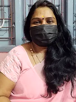 Snapshot of Tamil_Azhaghi25 chatting on October 2025 07:36:02 PM Tamil Azhaghi25 online show from October 2025 07:36:02 PM