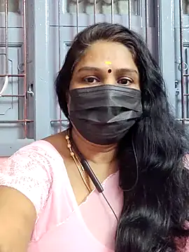 Snapshot of Tamil_Azhaghi25 chatting on November 2025 04:52:02 PM Tamil Azhaghi25 online show from November 2025 04:52:02 PM