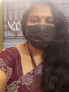 Snapshot of Tamil_Azhaghi25 chatting on November 2025 06:57:01 AM Tamil Azhaghi25 online show from November 2025 06:57:01 AM