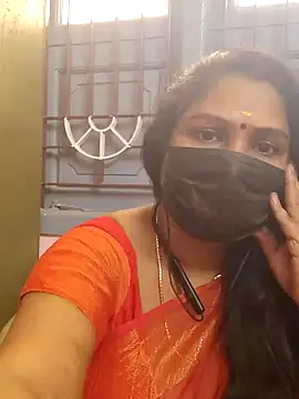 Snapshot of Tamil_Azhaghi25 chatting on November 2025 07:19:01 AM Tamil Azhaghi25 online show from November 2025 07:19:01 AM