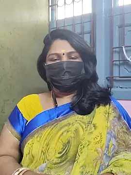 Snapshot of Tamil_Azhaghi25 chatting on November 2025 06:45:01 AM Tamil Azhaghi25 online show from November 2025 06:45:01 AM