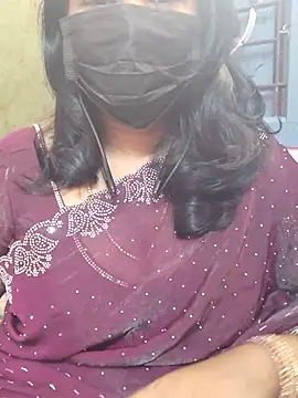 Snapshot of Tamil_Azhaghi25 chatting on November 2025 06:12:01 AM Tamil Azhaghi25 online show from November 2025 06:12:01 AM