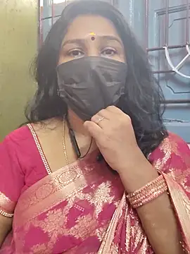 Snapshot of Tamil_Azhaghi25 chatting on December 2025 06:30:02 AM Tamil Azhaghi25 online show from December 2025 06:30:02 AM