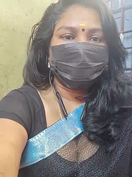 Snapshot of Tamil_Azhaghi25 chatting on December 2025 06:43:02 AM Tamil Azhaghi25 online show from December 2025 06:43:02 AM