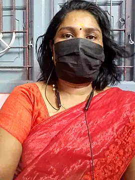 Snapshot of Tamil_Azhaghi25 chatting on May 2026 06:03:02 PM Tamil Azhaghi25 online show from May 2026 06:03:02 PM