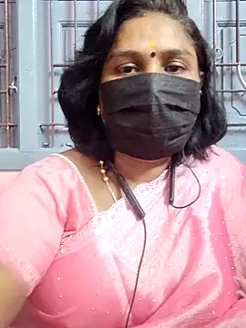 Snapshot of Tamil_Azhaghi25 chatting on May 2026 06:09:01 PM Tamil Azhaghi25 online show from May 2026 06:09:01 PM