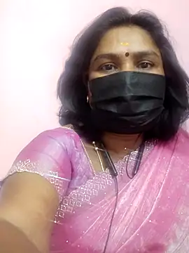 Snapshot of Tamil_Azhaghi25 chatting on June 2026 05:28:02 PM Tamil Azhaghi25 online show from June 2026 05:28:02 PM