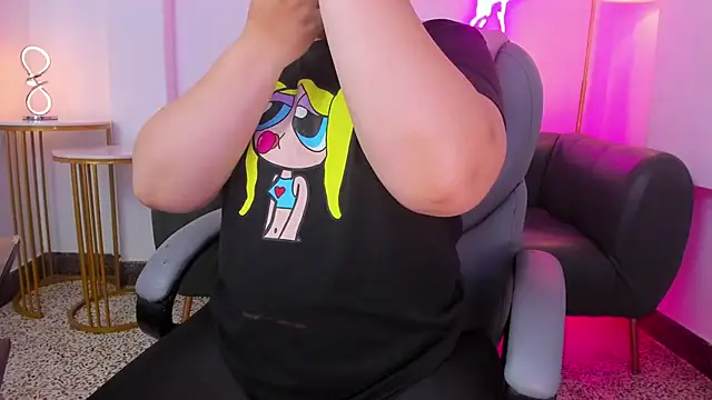 Snapshot of Miss_Francheska chatting on December 2025 11:59:01 AM Miss Francheska online show from December 2025 11:59:01 AM