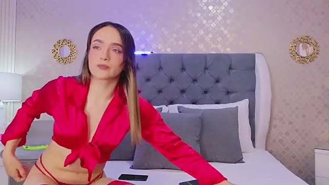 Snapshot of ZoeWilliis chatting on May 2026 01:08:02 PM ZoeWilliis online show from May 2026 01:08:02 PM