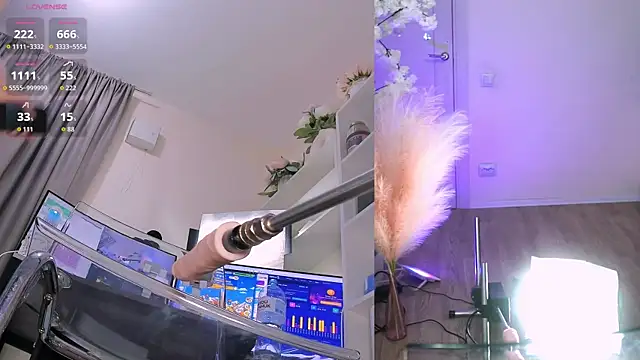 Ur lil bb online show from September 2025 09:09:01 AM