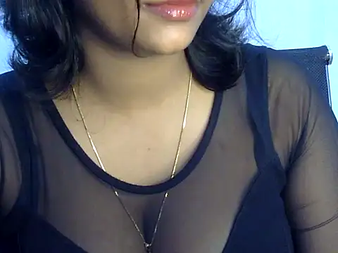 Snapshot of Hott_Noor chatting on October 2025 07:43:01 AM Hott Noor online show from October 2025 07:43:01 AM