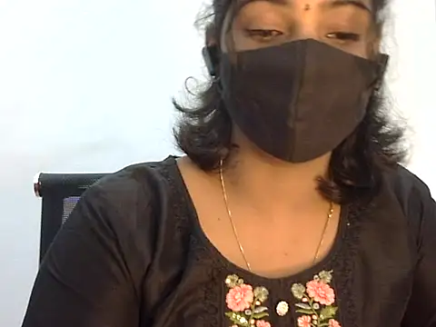 Snapshot of Hott_Noor chatting on October 2025 02:02:05 AM Hott Noor online show from October 2025 02:02:05 AM