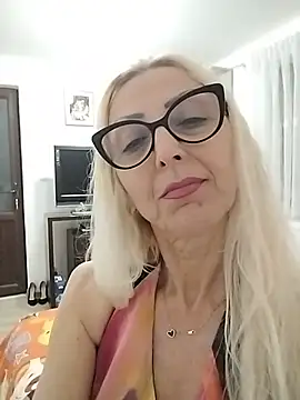  sexyBLONDE46  online show from April 2026 08:03:01 PM