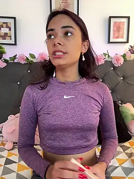 Snapshot of Im_Lyan chatting on November 2025 03:12:02 PM Im Lyan online show from November 2025 03:12:02 PM