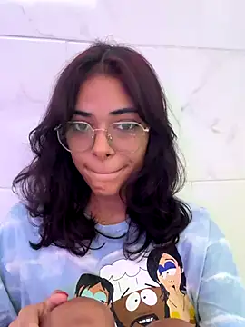 Snapshot of Im_Lyan chatting on November 2025 03:16:01 PM Im Lyan online show from November 2025 03:16:01 PM