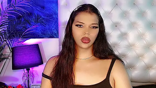 Valeria Swett  online show from March 2026 02:04:02 AM