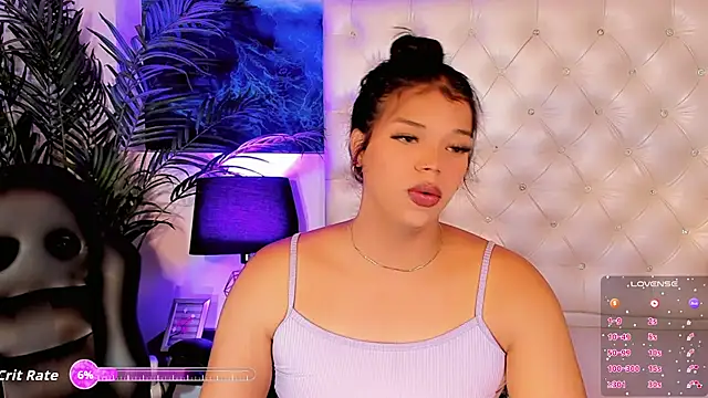 Valeria Swett  online show from April 2026 09:39:33 PM