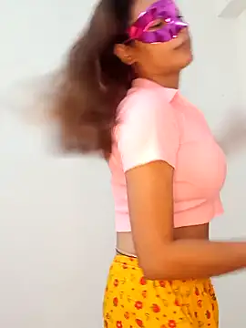 Snapshot of new_coupleee chatting on September 2025 02:39:02 PM new coupleee online show from September 2025 02:39:02 PM