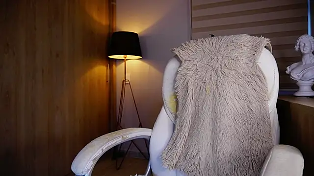 Erick Thompsonx online show from September 2025 08:24:02 PM