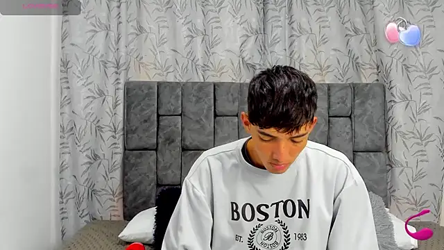 Snapshot of Maikol_Ortiz chatting on November 2025 11:20:01 AM Maikol Ortiz online show from November 2025 11:20:01 AM