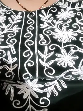 rekha 09 online show from December 2025 06:25:02 PM