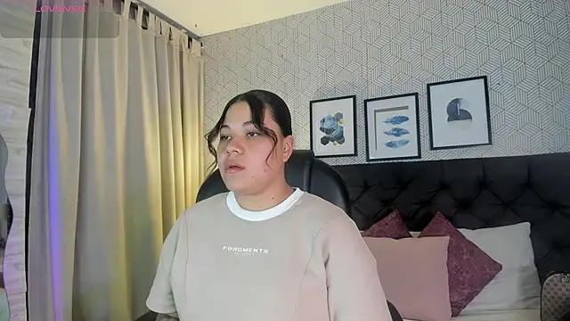 sophie  blare online show from July 2026 06:56:02 PM