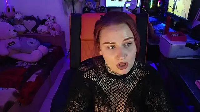 blazed vixen online show from May 2026 11:01:02 PM