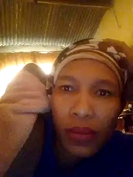 Snapshot of Phoenix_Curvy2025X chatting on September 2025 05:07:02 AM Phoenix Curvy2025X online show from September 2025 05:07:02 AM