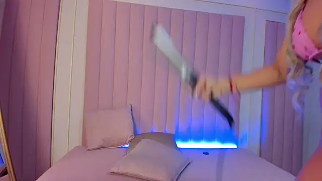 Snapshot of milaowens chatting on September 2025 10:48:02 AM milaowens online show from September 2025 10:48:02 AM