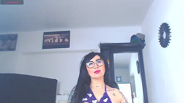 Snapshot of Vicky_hotmilf chatting on July 2026 10:42:02 AM Vicky hotmilf online show from July 2026 10:42:02 AM