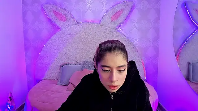 Snapshot of Gaby_louse chatting on February 2026 07:19:02 PM Gaby louse online show from February 2026 07:19:02 PM