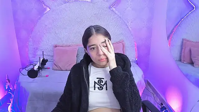 Gaby louse online show from April 2026 08:09:02 PM