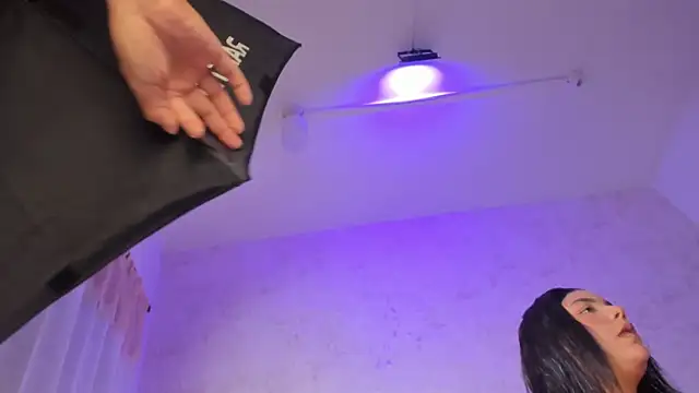 Mia and lexy online show from March 2026 03:06:02 AM