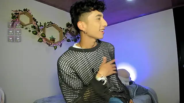 mhatias  online show from December 2025 03:48:01 AM