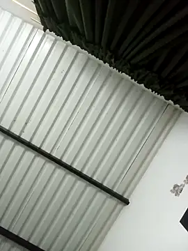 Snapshot of chloe_90 chatting on October 2025 12:01:02 AM chloe 90 online show from October 2025 12:01:02 AM