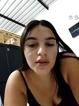 Snapshot of chloe_90 chatting on October 2025 12:03:01 AM chloe 90 online show from October 2025 12:03:01 AM