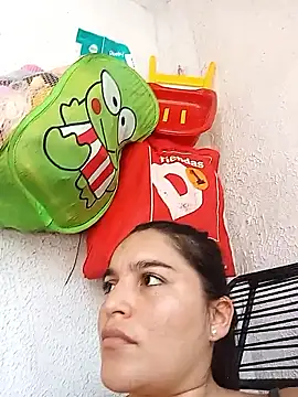 Snapshot of chloe_90 chatting on November 2025 05:02:01 PM chloe 90 online show from November 2025 05:02:01 PM