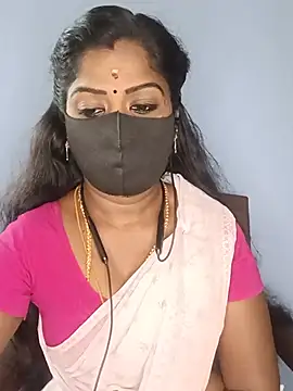 Snapshot of tamilammukuttyy chatting on June 2026 08:09:02 AM tamilammukuttyy online show from June 2026 08:09:02 AM