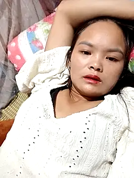 Snapshot of xinhxinhcute chatting on September 2025 10:00:01 PM xinhxinhcute online show from September 2025 10:00:01 PM