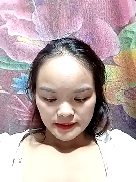 Snapshot of xinhxinhcute chatting on October 2025 02:14:02 PM xinhxinhcute online show from October 2025 02:14:02 PM