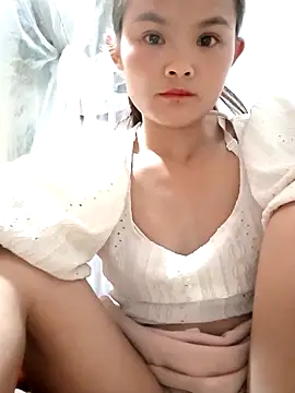 Snapshot of xinhxinhcute chatting on October 2025 02:58:02 PM xinhxinhcute online show from October 2025 02:58:02 PM