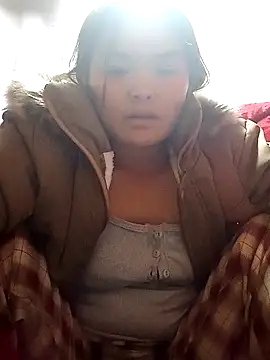 xinhxinhcute online show from November 2025 11:57:02 AM