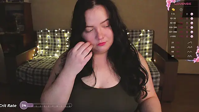 Snapshot of EmillyBones chatting on November 2025 03:57:01 PM EmillyBones online show from November 2025 03:57:01 PM