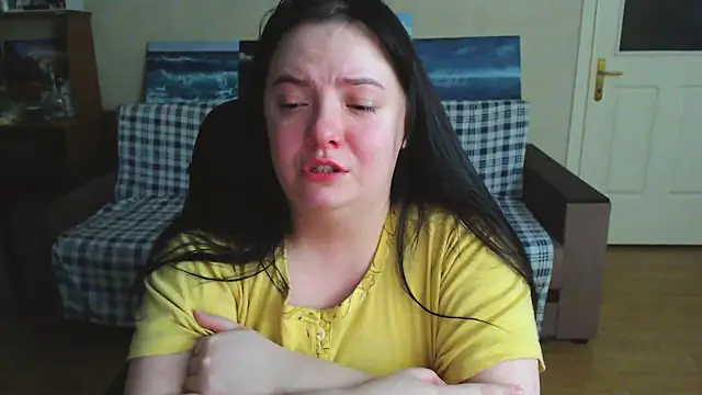 Snapshot of EmillyBones chatting on November 2025 01:16:02 AM EmillyBones online show from November 2025 01:16:02 AM