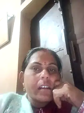 Snapshot of Hot_rachnasexy chatting on February 2026 06:35:02 PM Hot rachnasexy online show from February 2026 06:35:02 PM